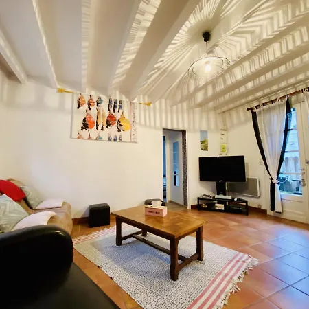 Maison Arc En Ciel - Rue Du Soleil -063