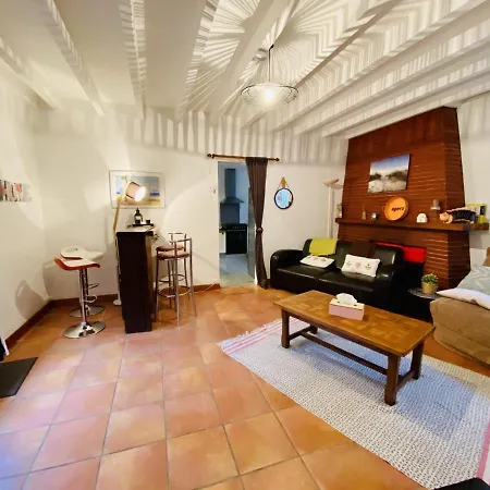 Maison Arc En Ciel - Rue Du Soleil -063 Ferienhaus *